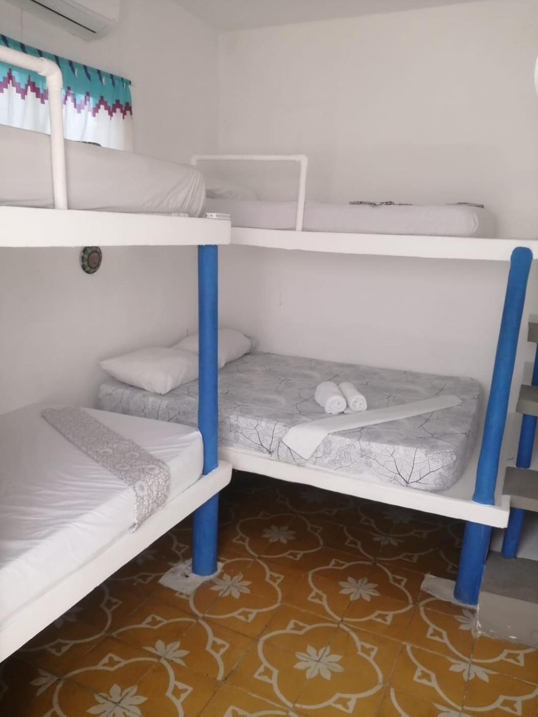 Hotel Playa Tiburon Covenitas Kültér fotó